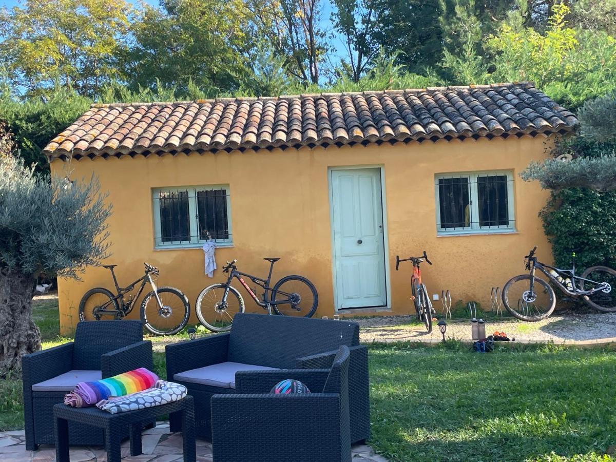 Fuvolea, Maison De Vacances A 15 Min Du Centre D'Aix-En-Provence, Piscine Chauffee En Saison - Jardin - Parking Prive Gratuit Fuveau Luaran gambar